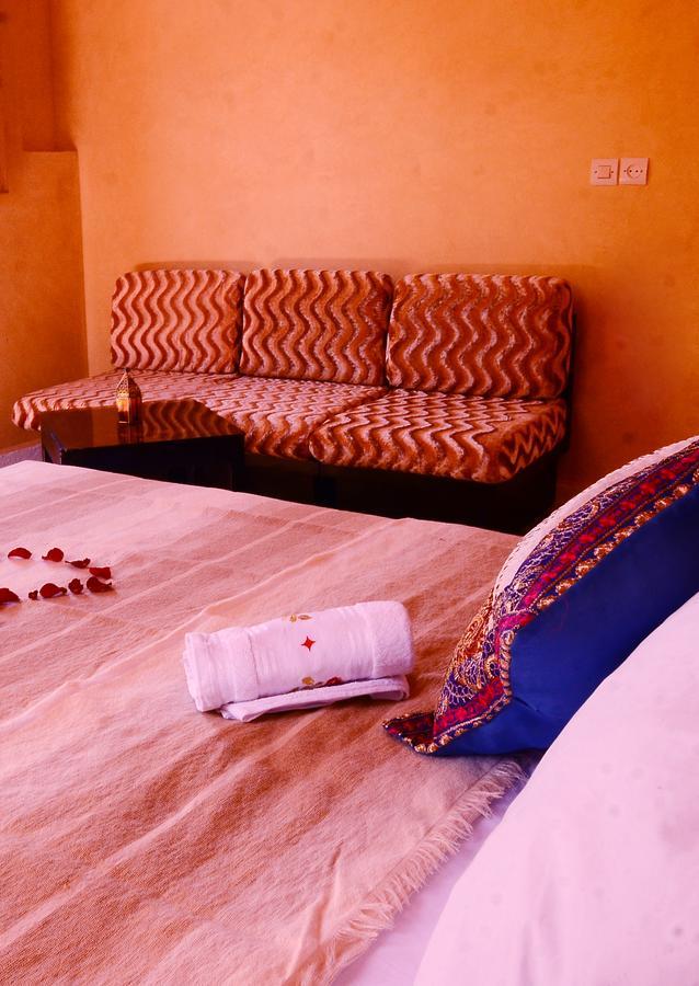 Latifa House Hotel Sbiti Exterior photo